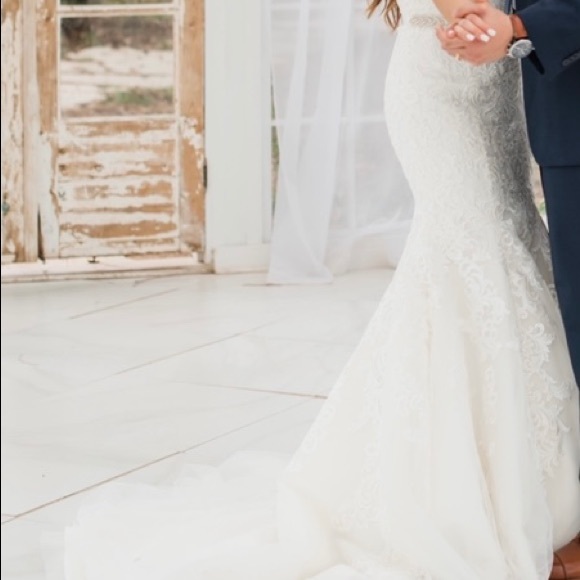 Allure Mermaid Wedding Dress Retail at $3,000 - Picture 3 of 12